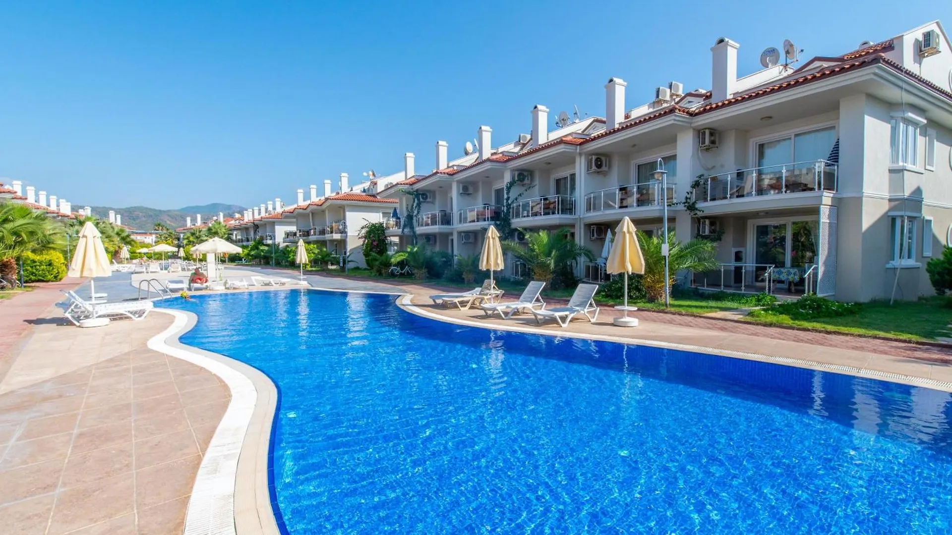 Sunset Beach Resort Aqua Lettings 페티예 0*,